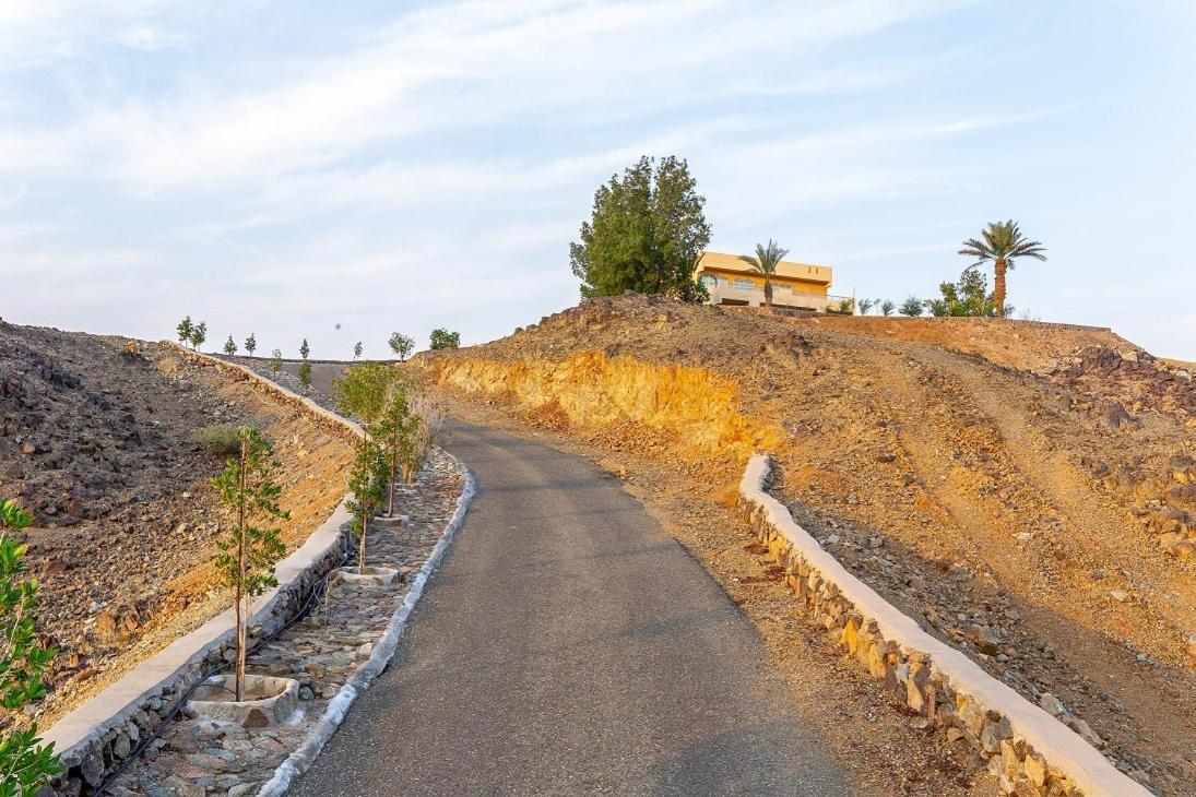 Tal Al-jude Villa